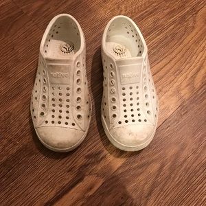 Girls native shoes size 9T